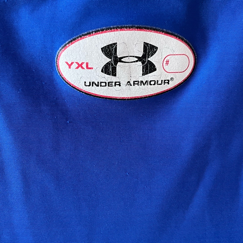 3 Pack Boy Under Armour Men's T-Shirts - Navy, Blue, Red - Picture 6 of 8